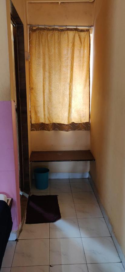 Hotel Rajesh Kolhápur Kültér fotó